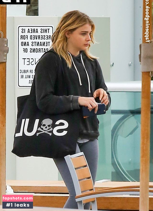 Chloë Grace Moretz gallery photo #1080