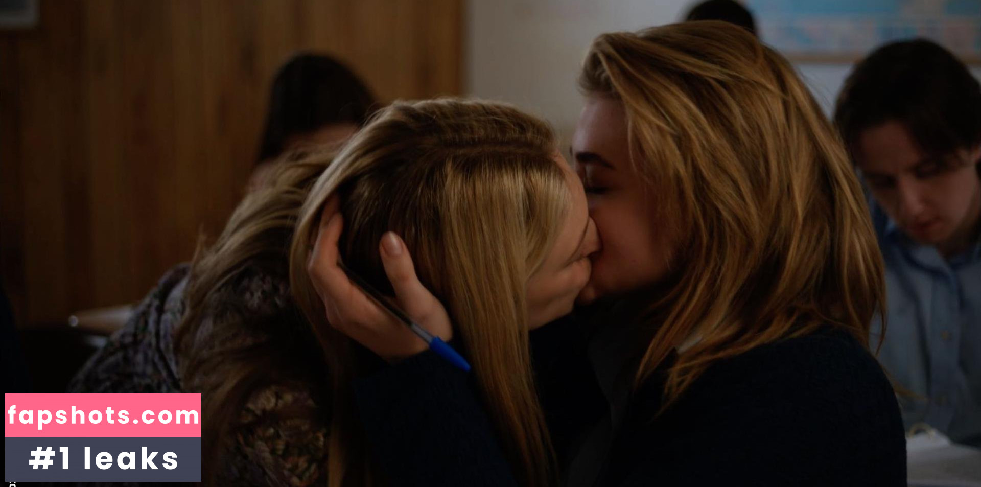 Chloë Grace Moretz gallery photo #1132