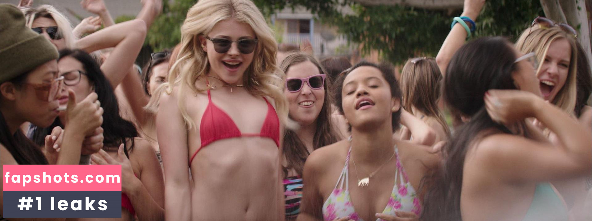 Chloë Grace Moretz gallery photo #1140