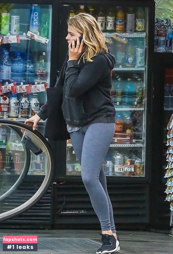 Chloë Grace Moretz gallery photo #1152