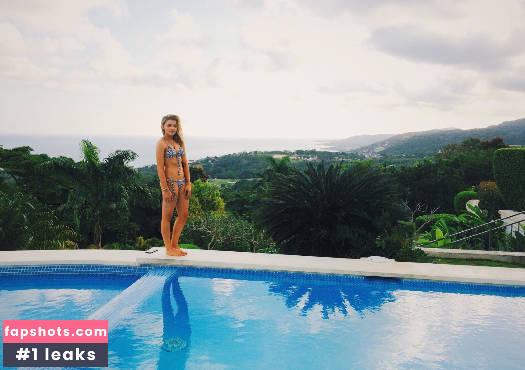 Chloë Grace Moretz gallery photo #1161