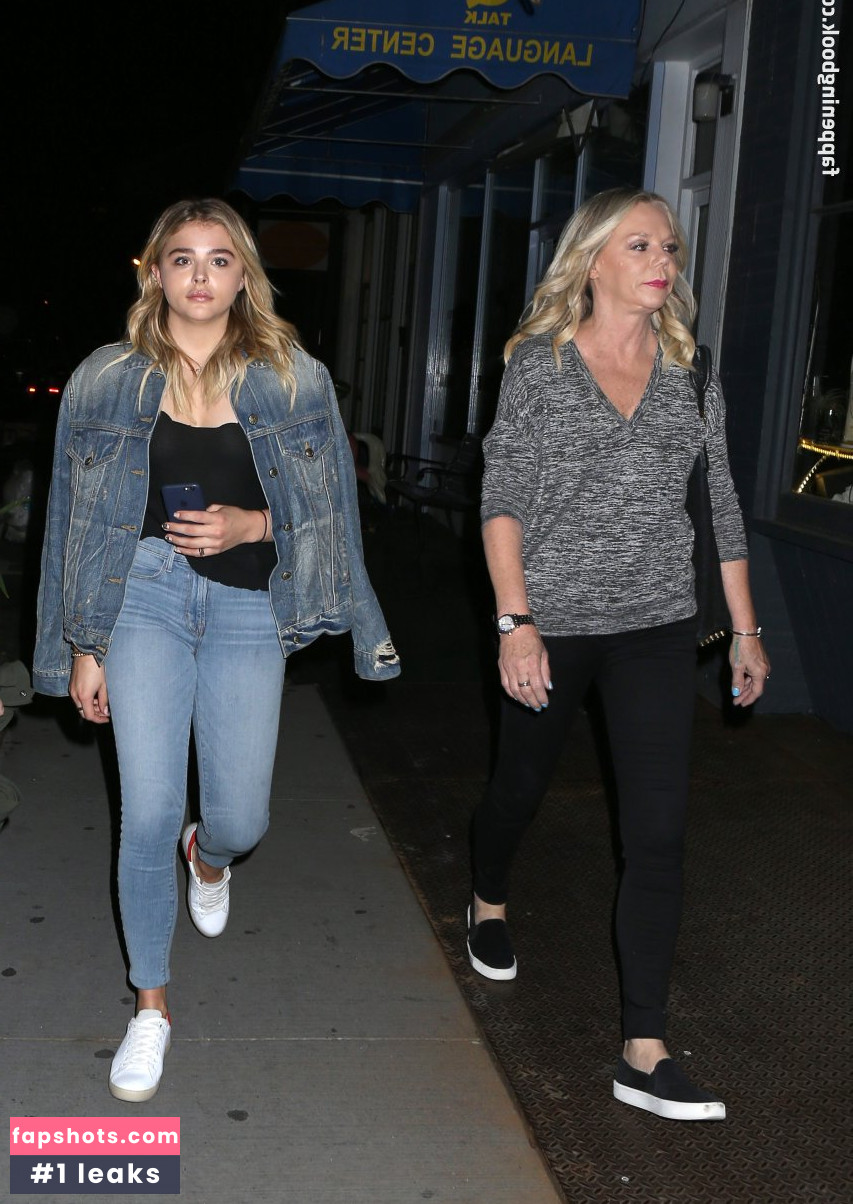 Chloë Grace Moretz gallery photo #1345