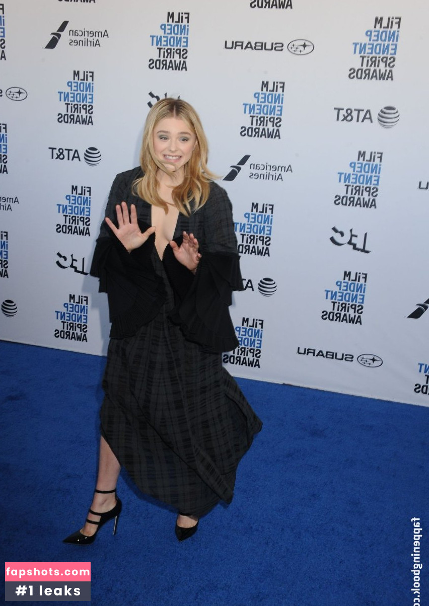 Chloë Grace Moretz gallery photo #1569
