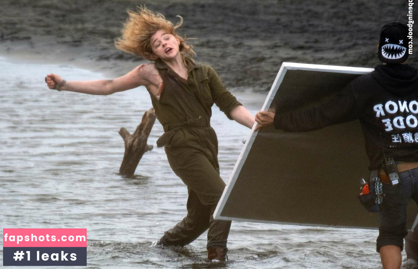 Chloë Grace Moretz gallery photo #166