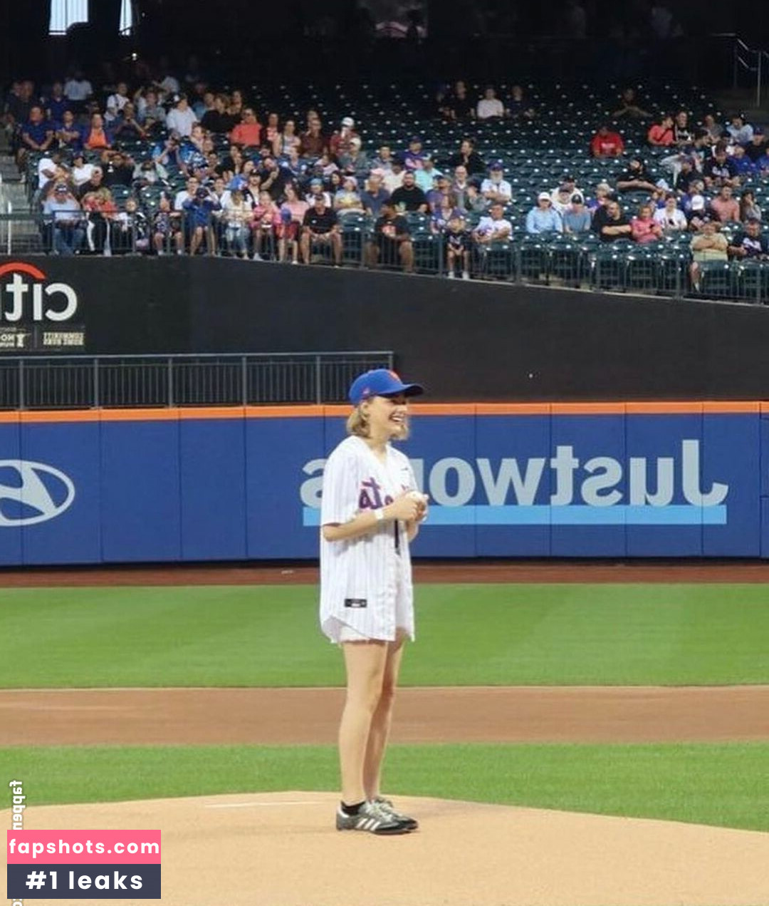 Chloë Grace Moretz gallery photo #254