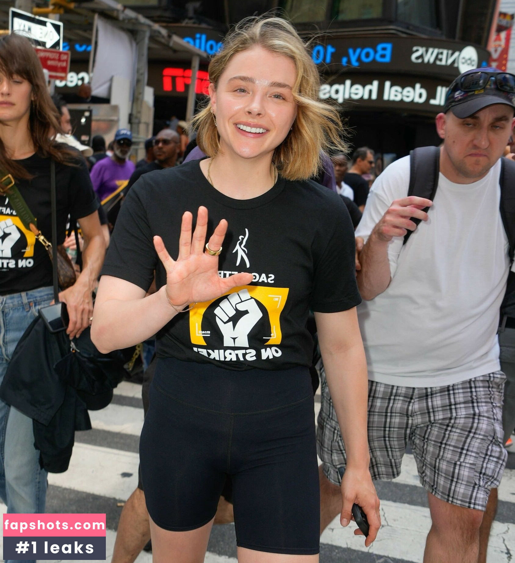 Chloë Grace Moretz gallery photo #288