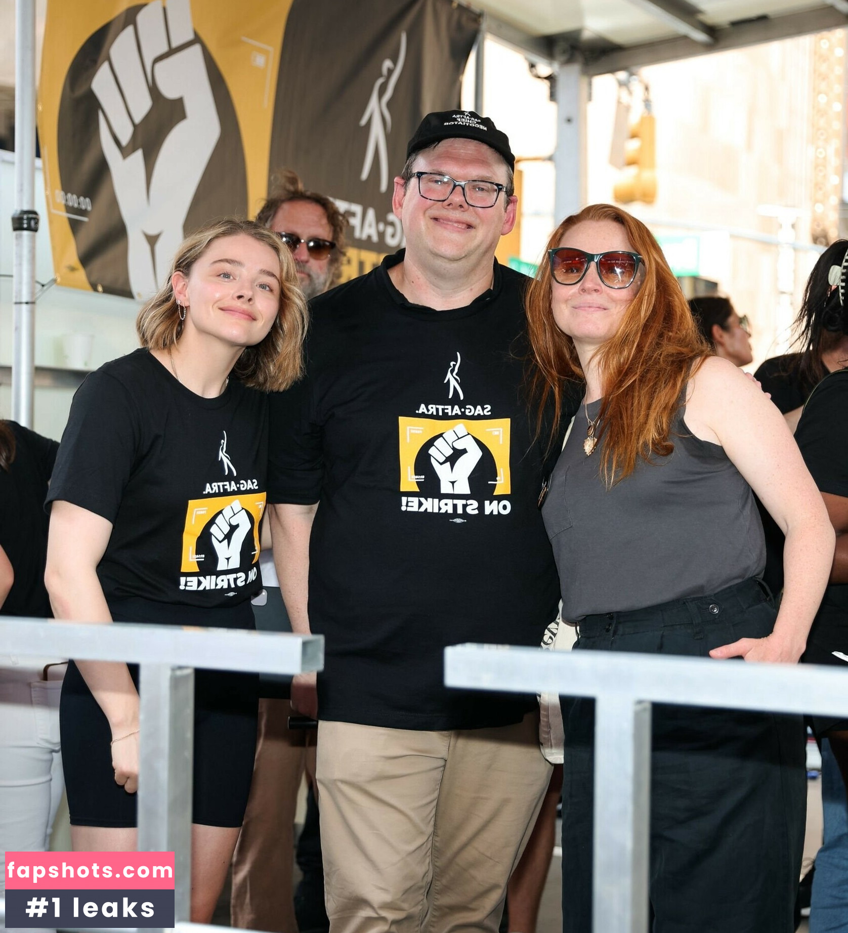 Chloë Grace Moretz gallery photo #289