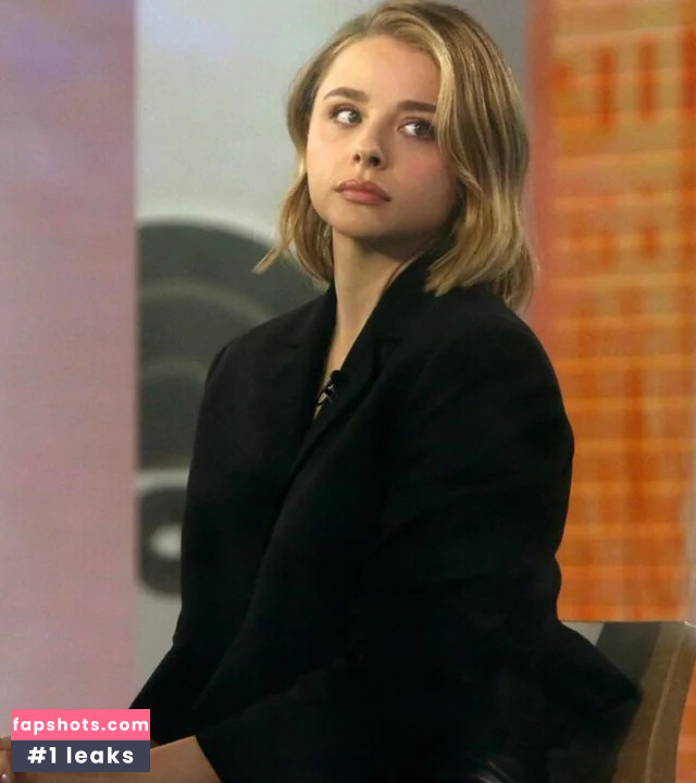 Chloë Grace Moretz gallery photo #340