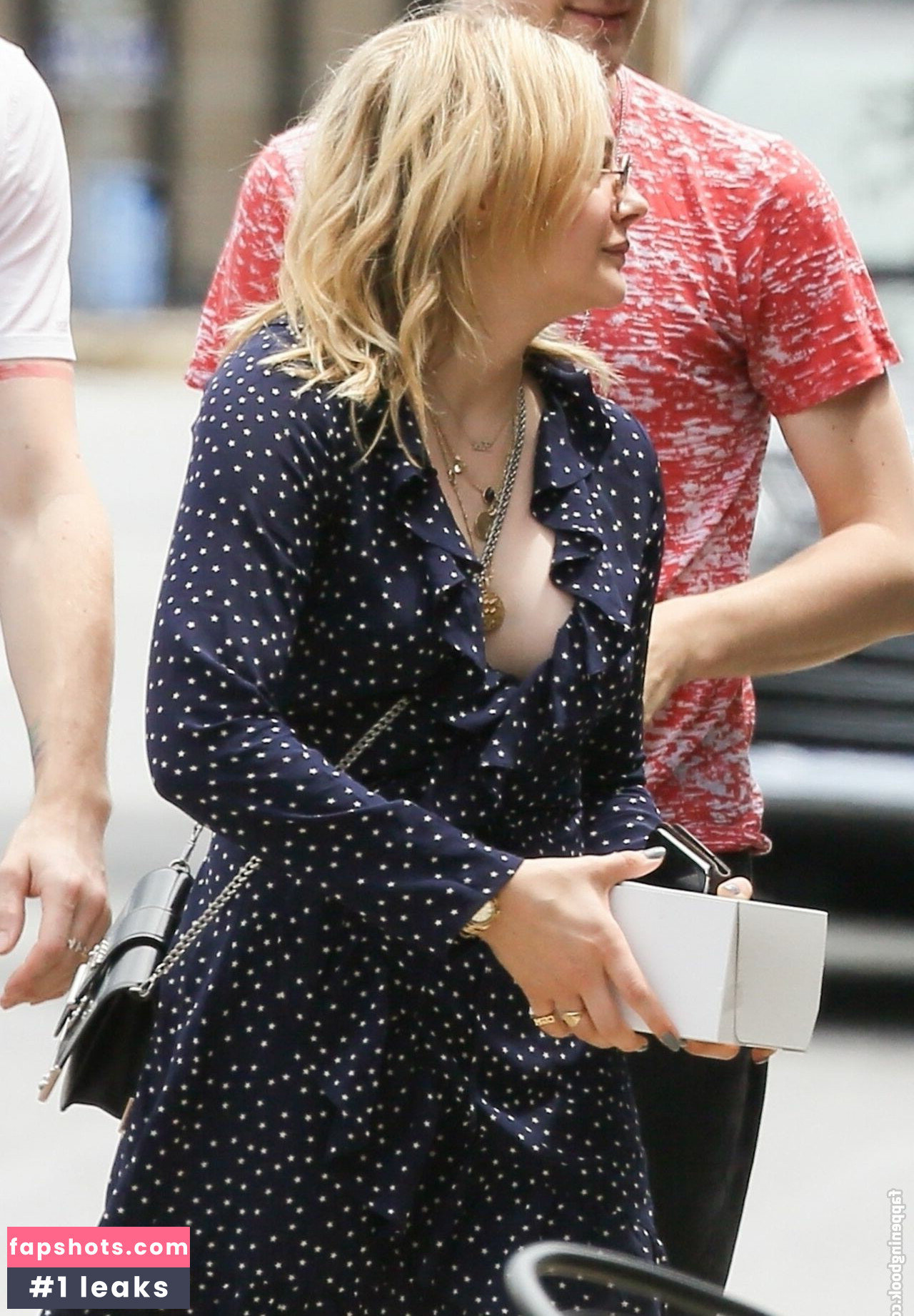 Chloë Grace Moretz gallery photo #48