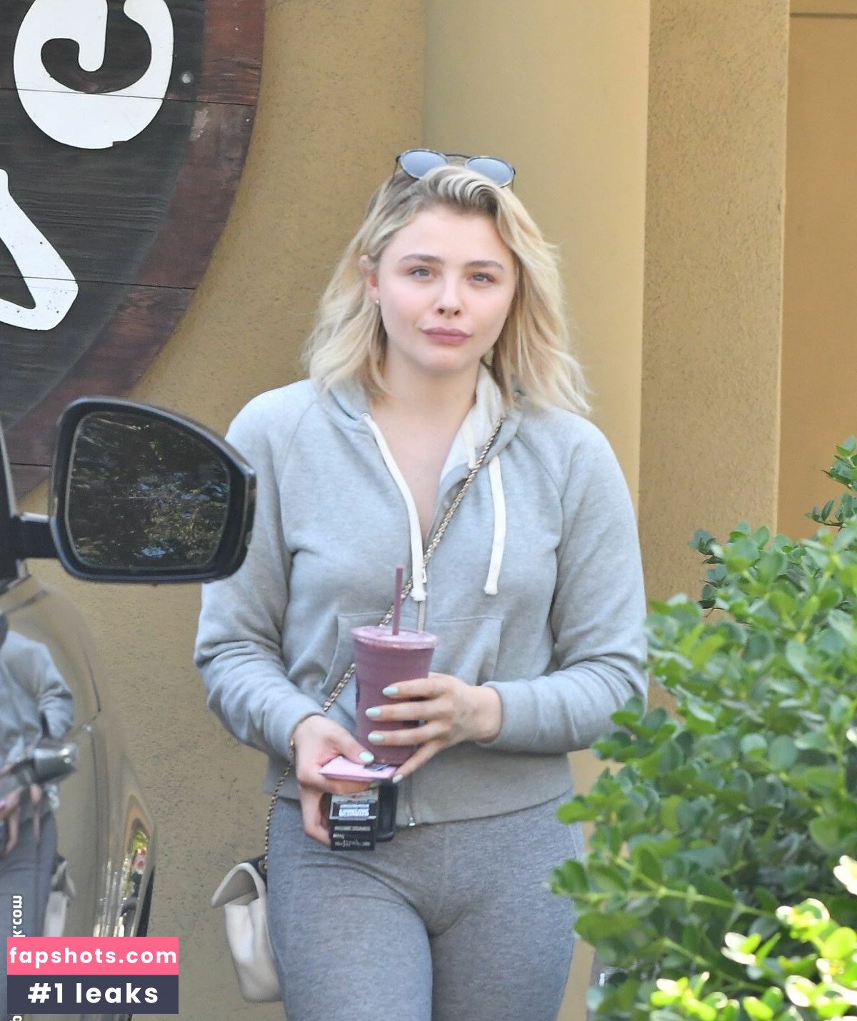 Chloë Grace Moretz gallery photo #601