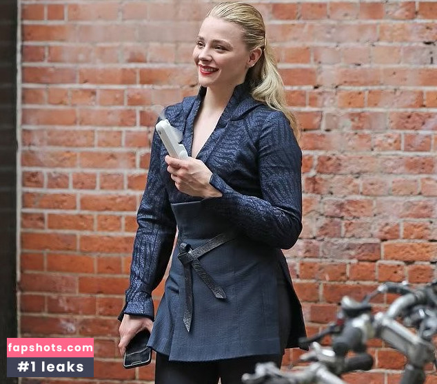 Chloë Grace Moretz gallery photo #918