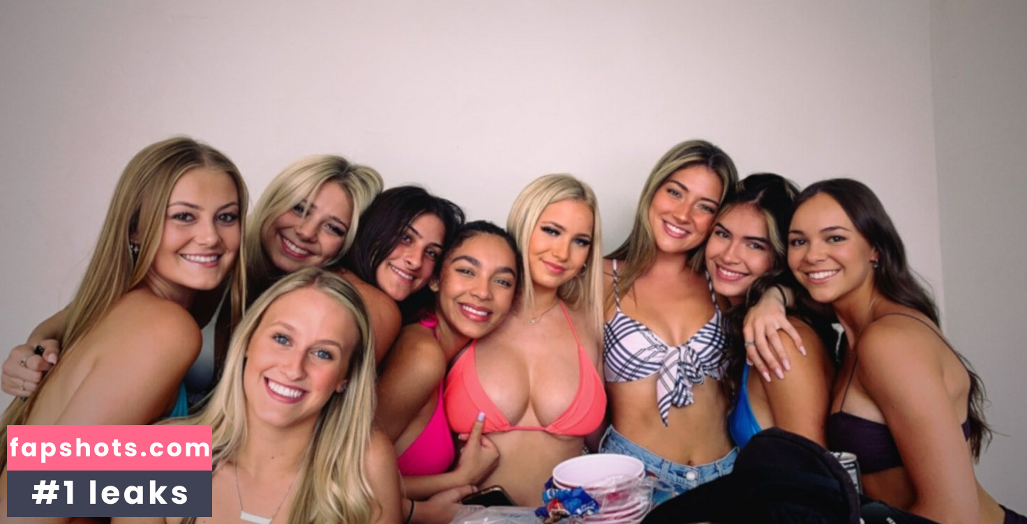 Chloe H gallery photo #42