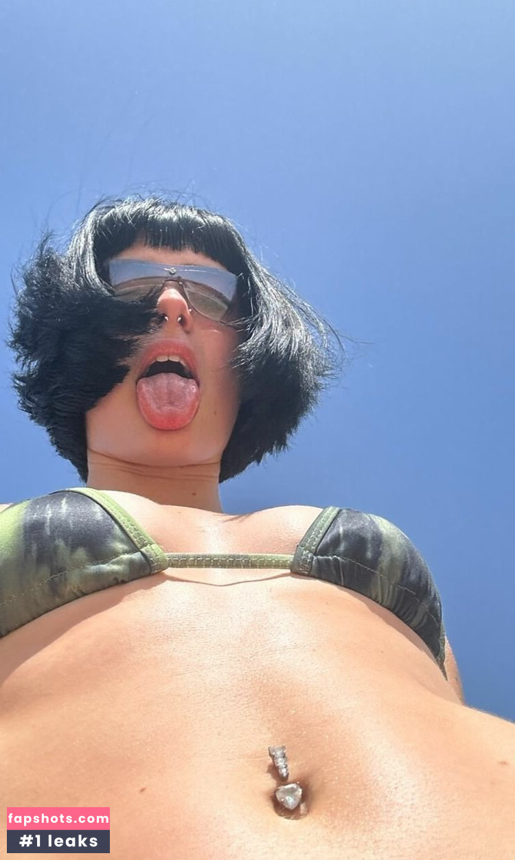 Chloe Hodgson Chloehodgson gallery photo #5