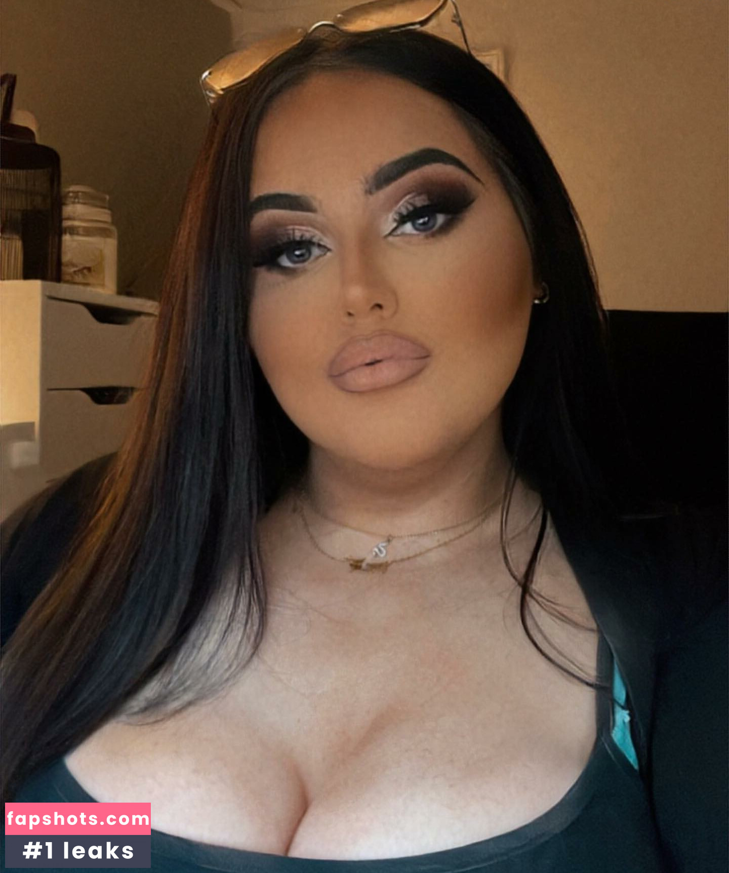 Chloe Jade gallery photo #23