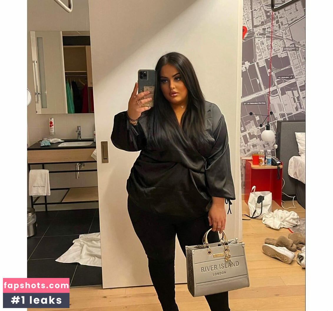 Chloe Jade gallery photo #29