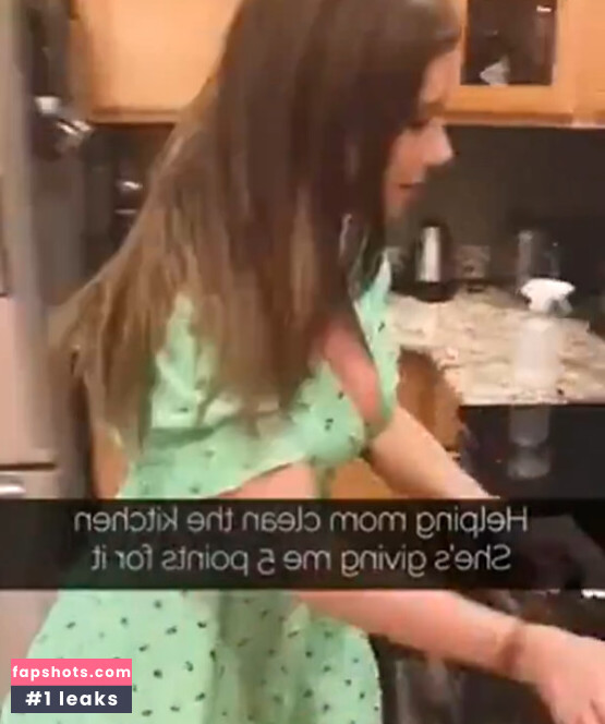 Chloe Lamb gallery photo #39