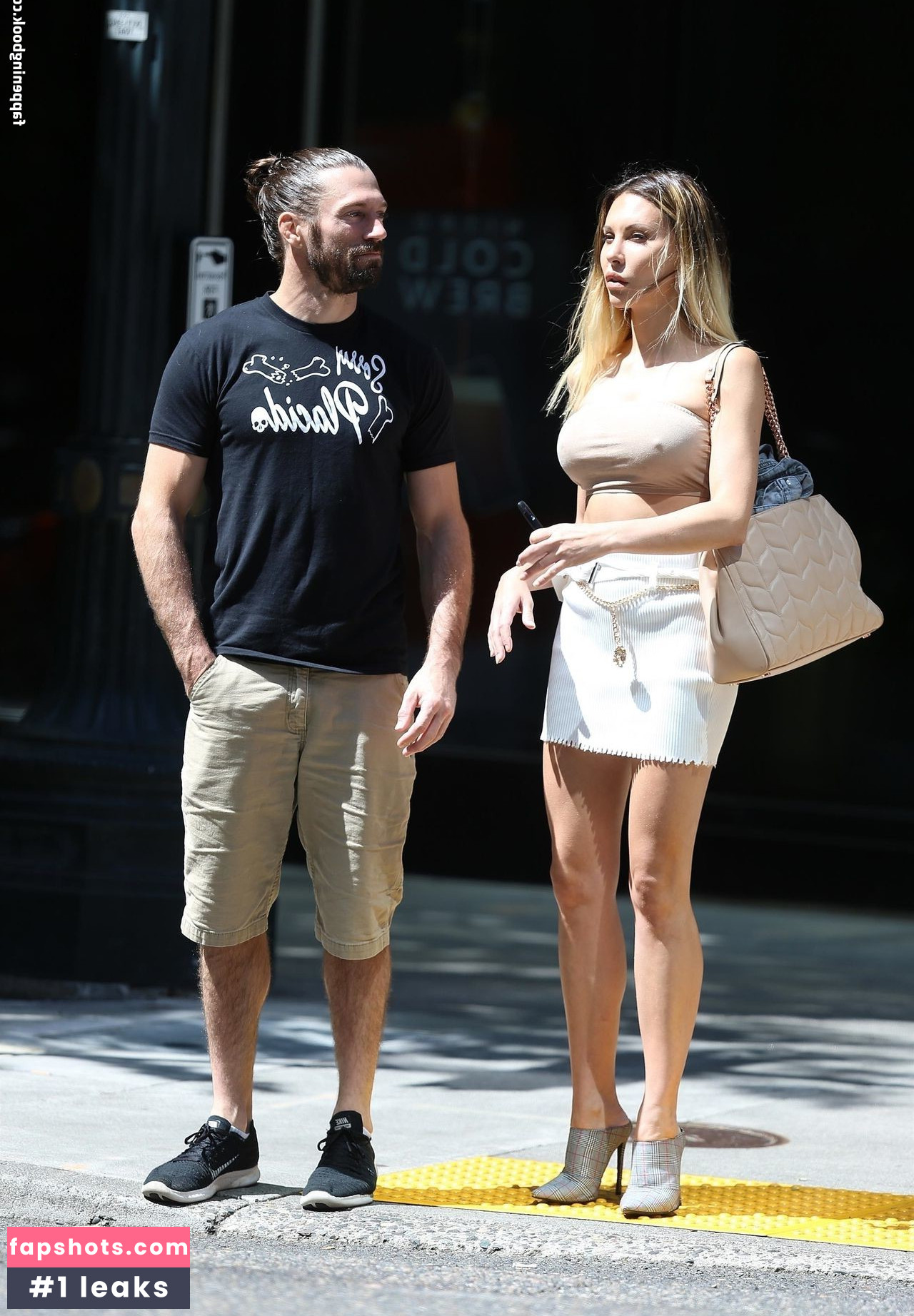 Chloe Lattanzi gallery photo #12