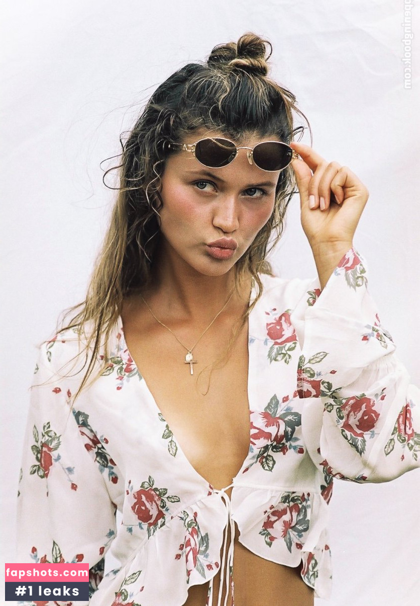 Chloé Lecareux gallery photo #62