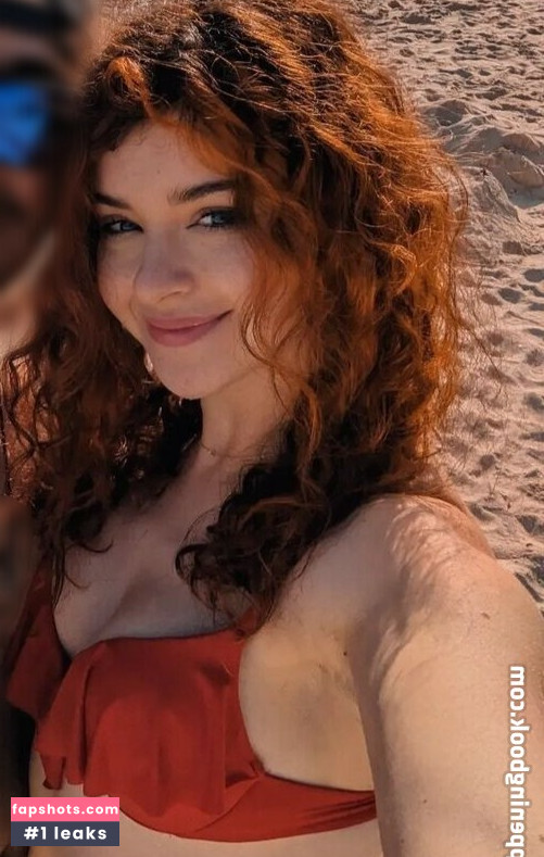 Chloe Lockley gallery photo #28