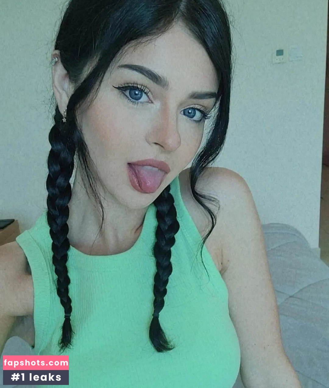 Chloe Lockley gallery photo #44