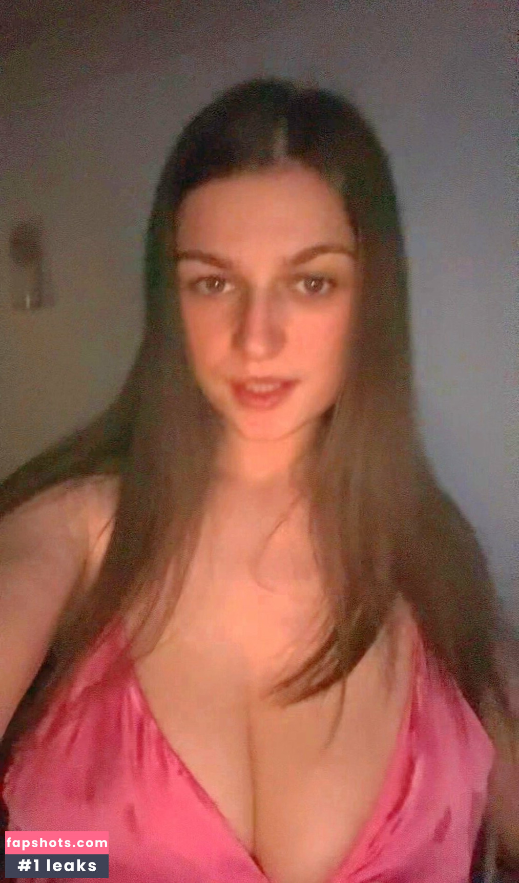 Chloe Louise Thomas gallery photo #14