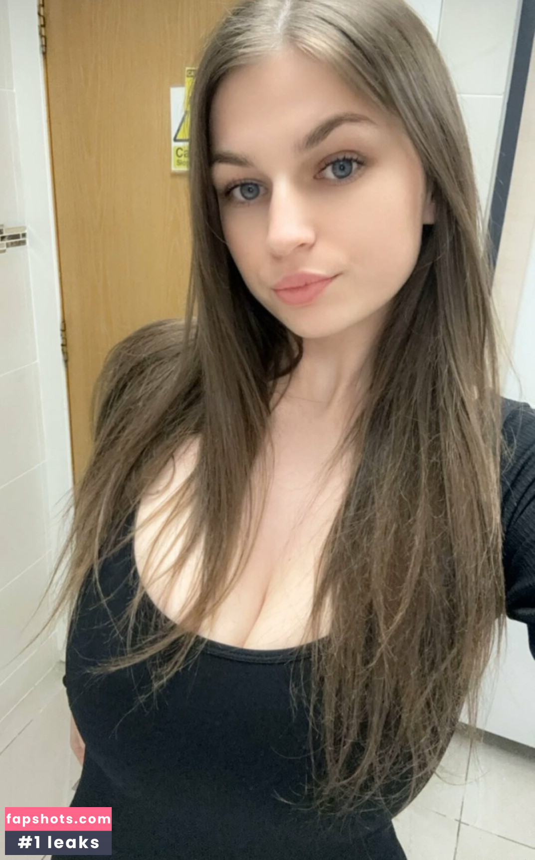 Chloe Louise Thomas gallery photo #29