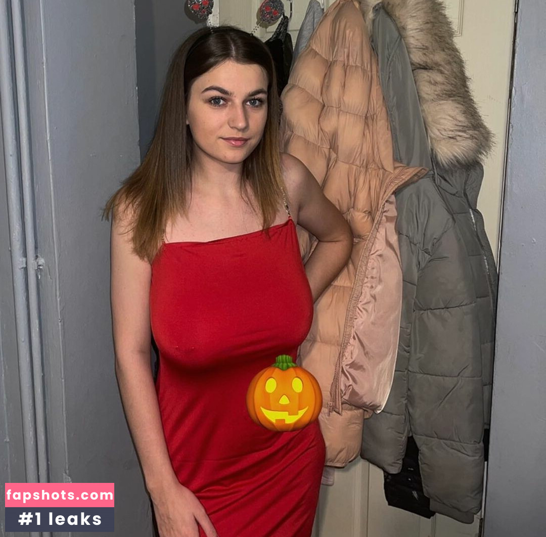 Chloe Louise Thomas gallery photo #44