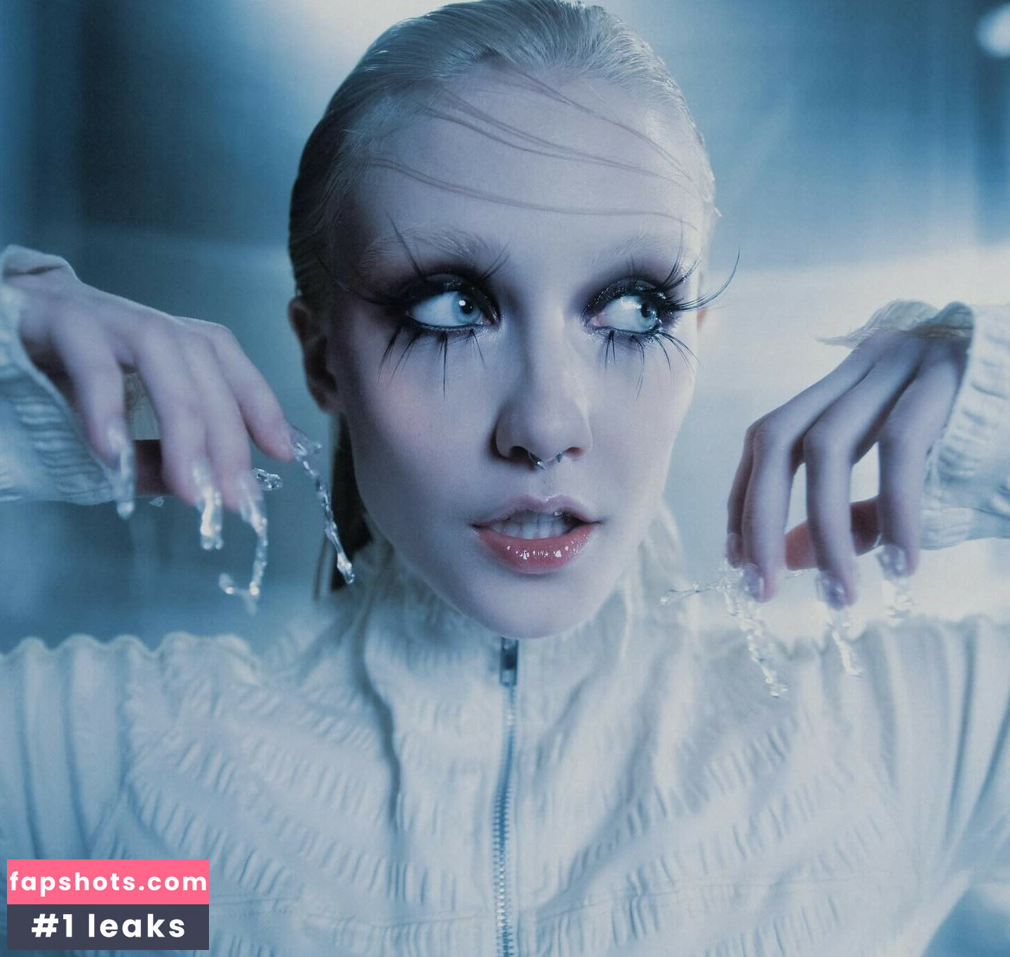 Chloe Moriondo gallery photo #21