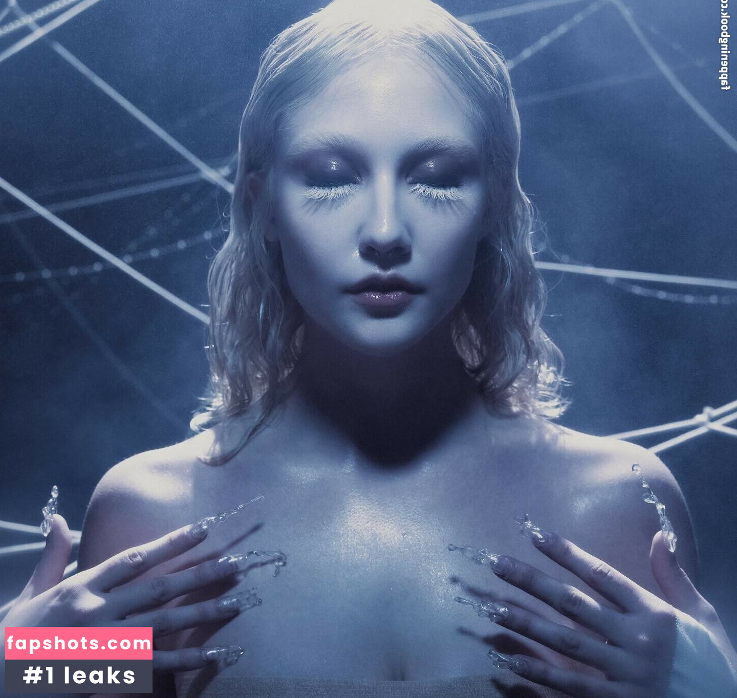 Chloe Moriondo gallery photo #23