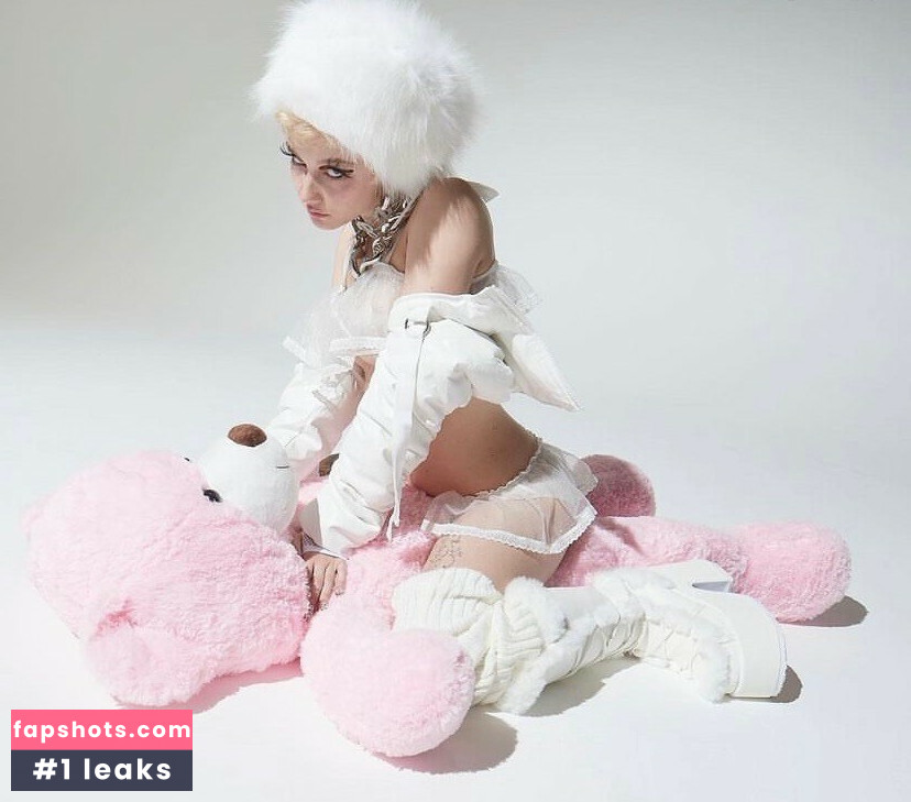 Chloe Moriondo gallery photo #41