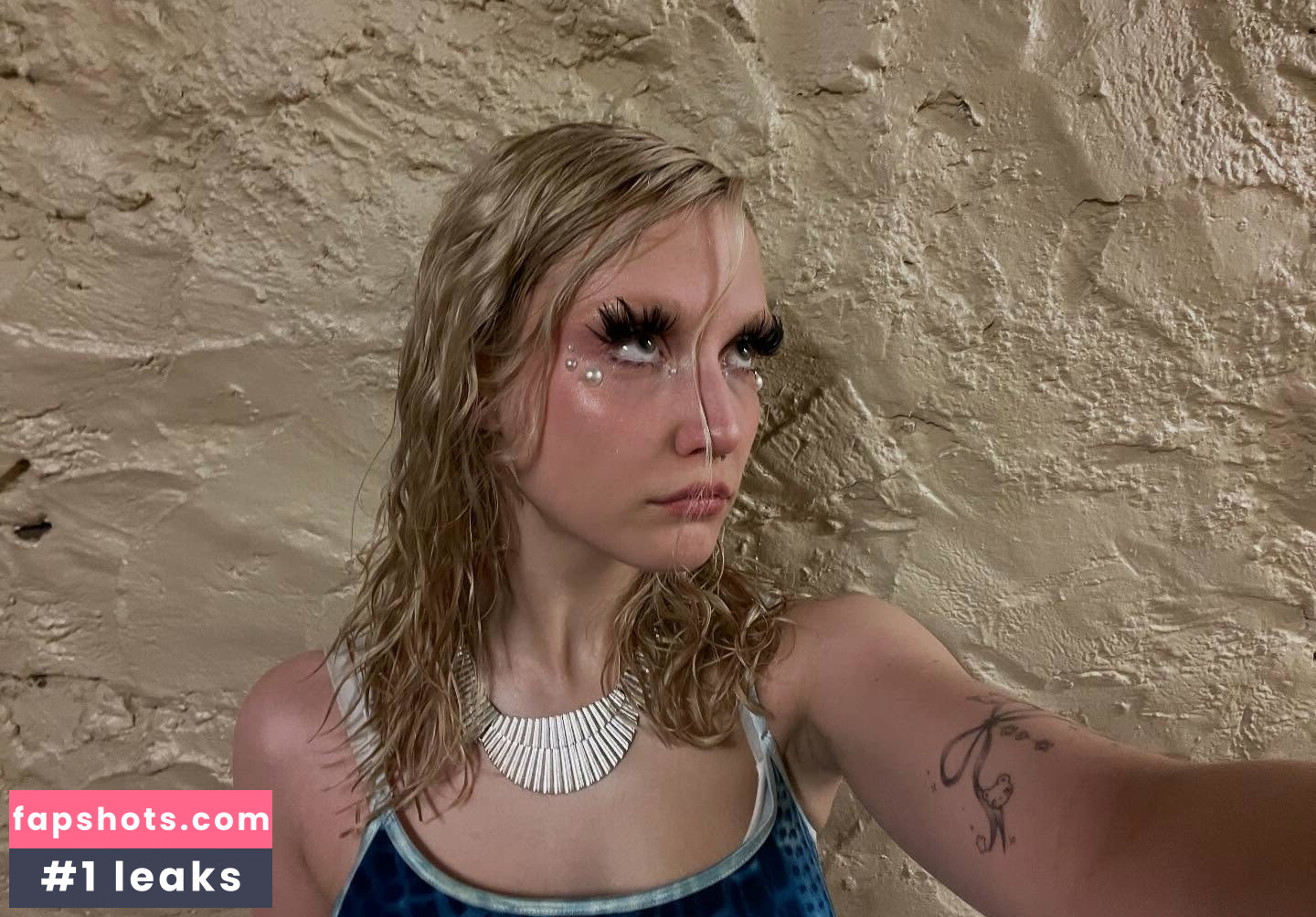 Chloe Moriondo gallery photo #8