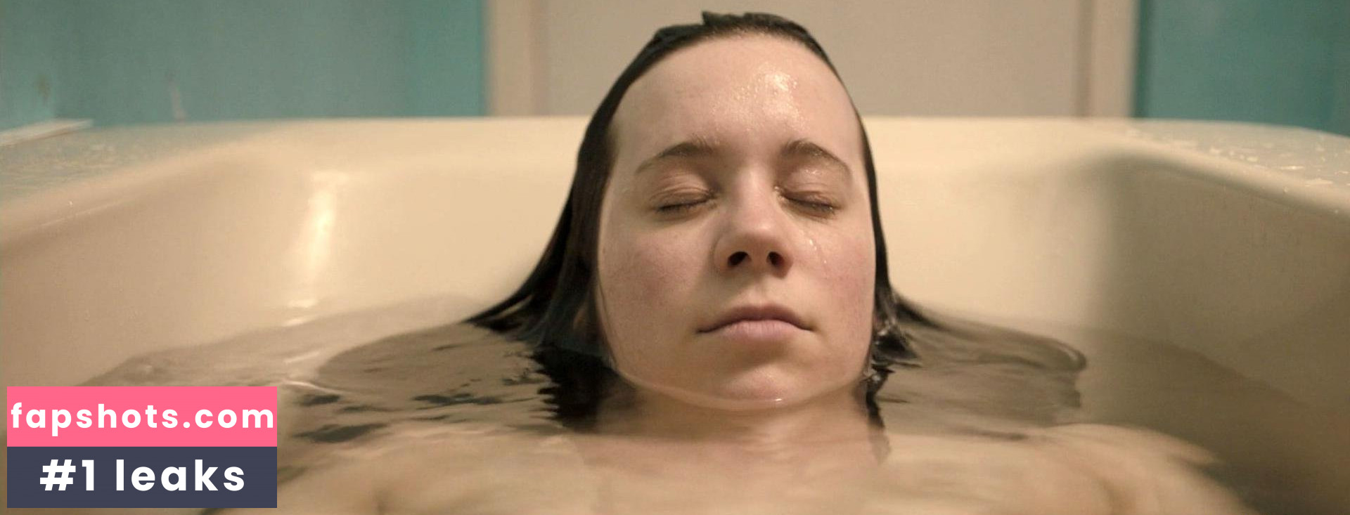 Chloe Pirrie gallery photo #3