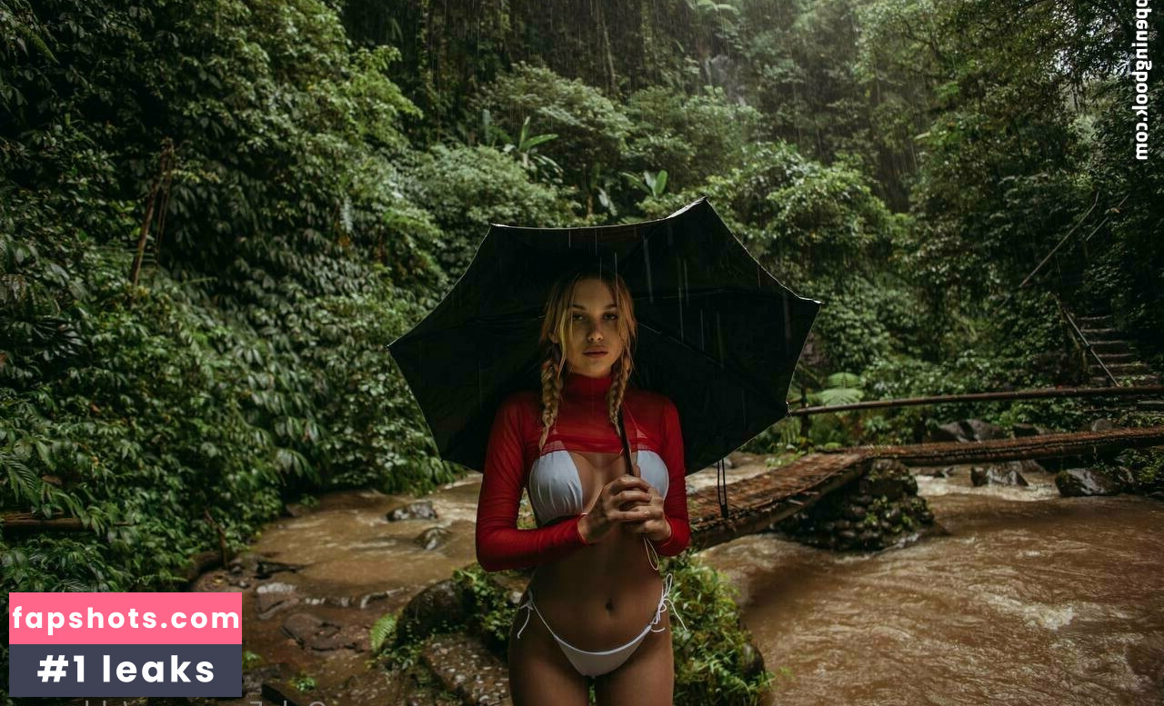 Chloe Reski gallery photo #8