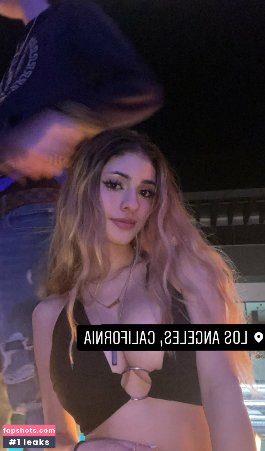 Chloe Simon gallery photo #6