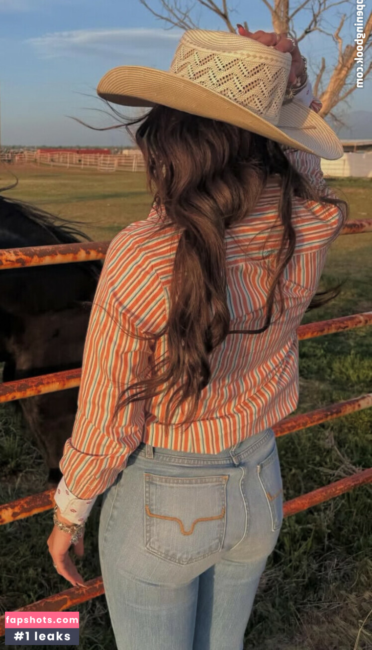 Chloe Trujillo gallery photo #11