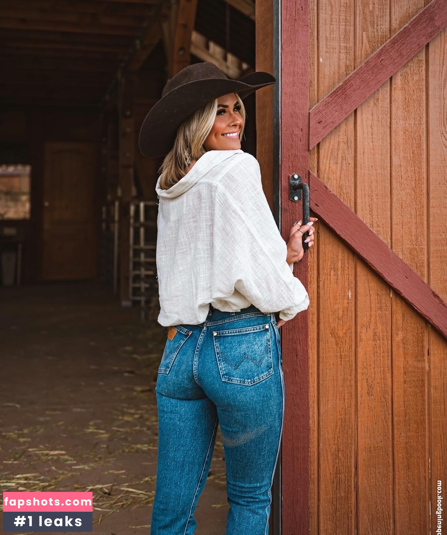 Chloe Trujillo gallery photo #20