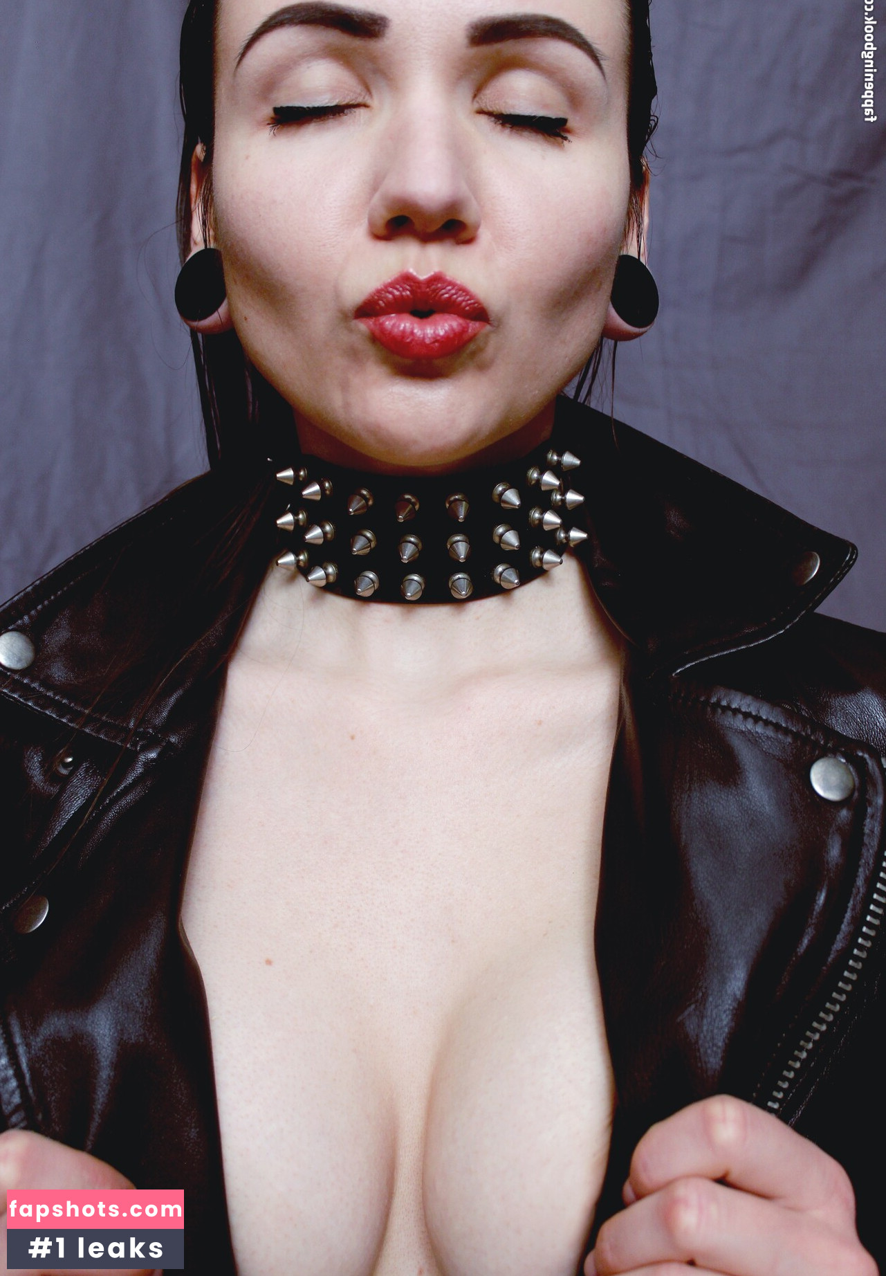 Chloe Ventura gallery photo #22