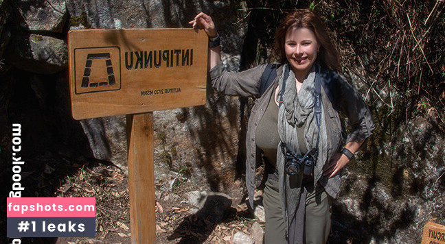 Chloe Vevrier gallery photo #223