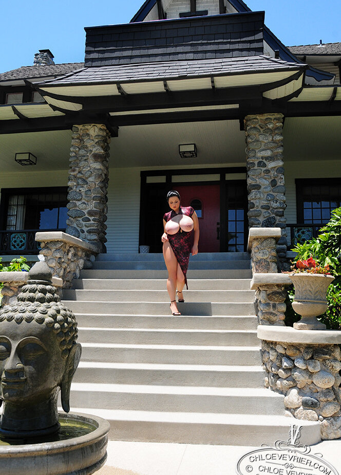 chloe-vevrier gallery photo #2136