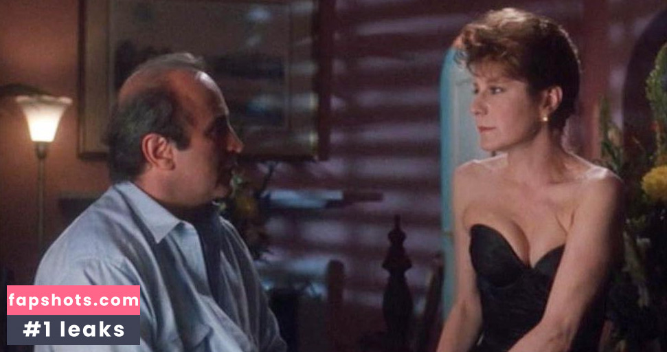 Chloe Webb gallery photo #18