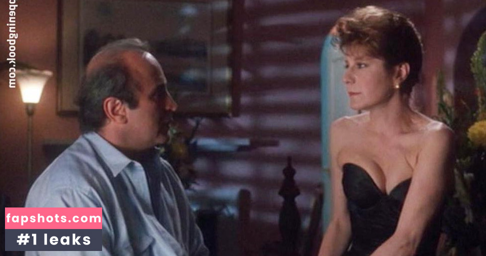 Chloe Webb gallery photo #19