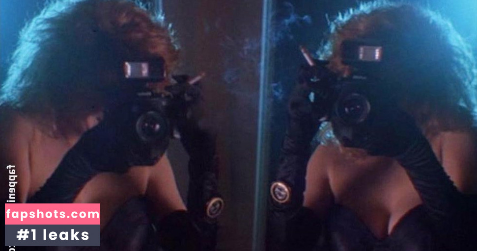 Chloe Webb nude babe gallery