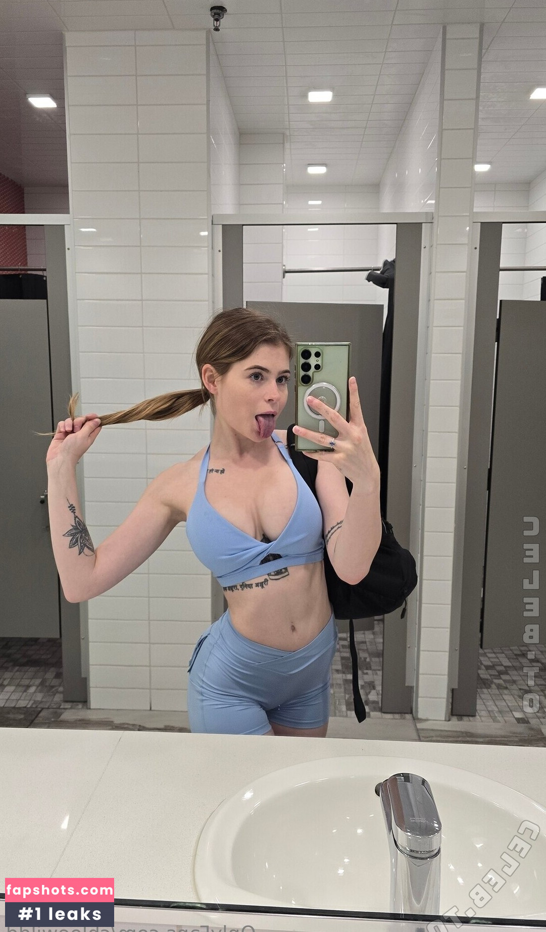 Chloe Wildd gallery photo #20