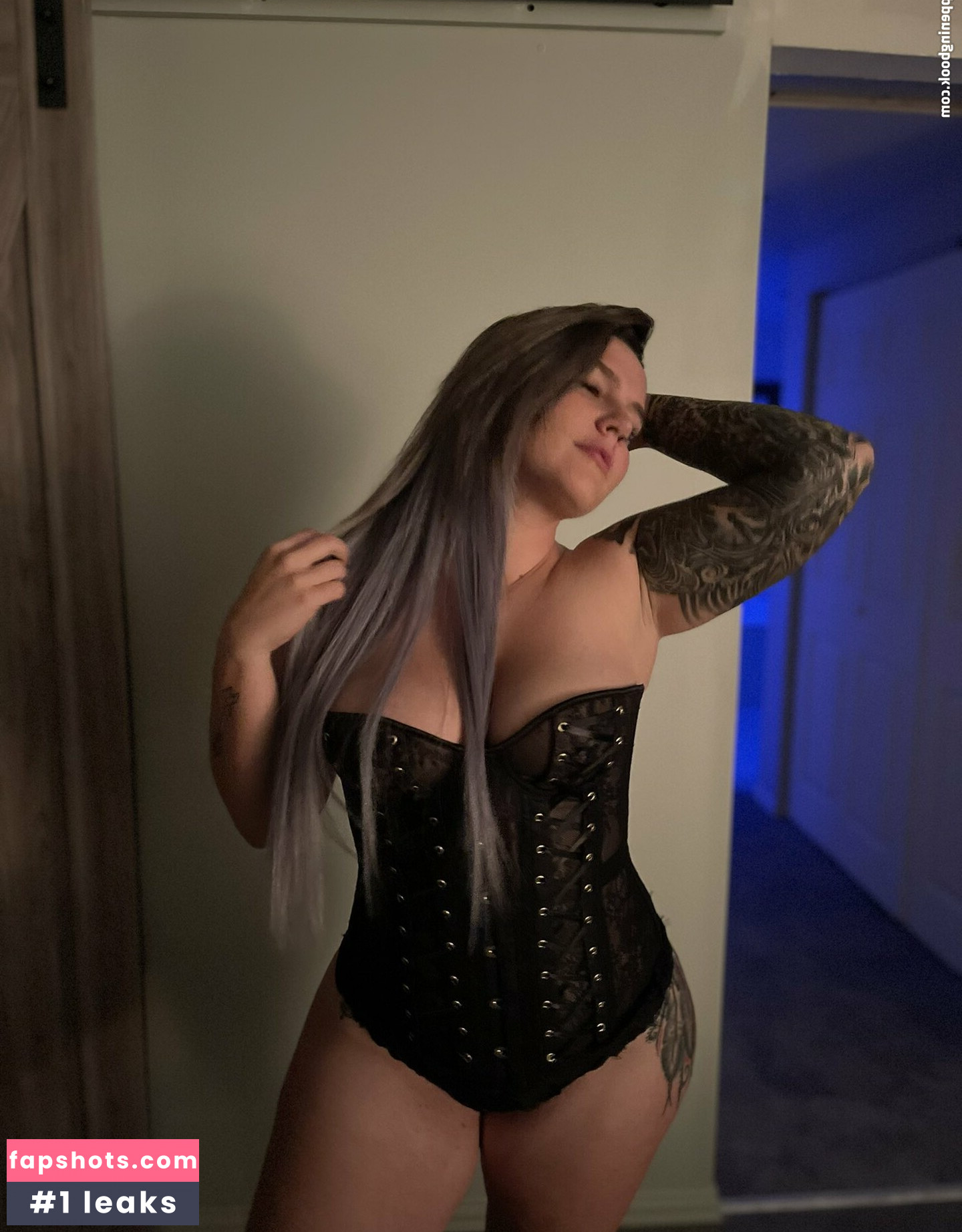 Chloe Yonker gallery photo #2