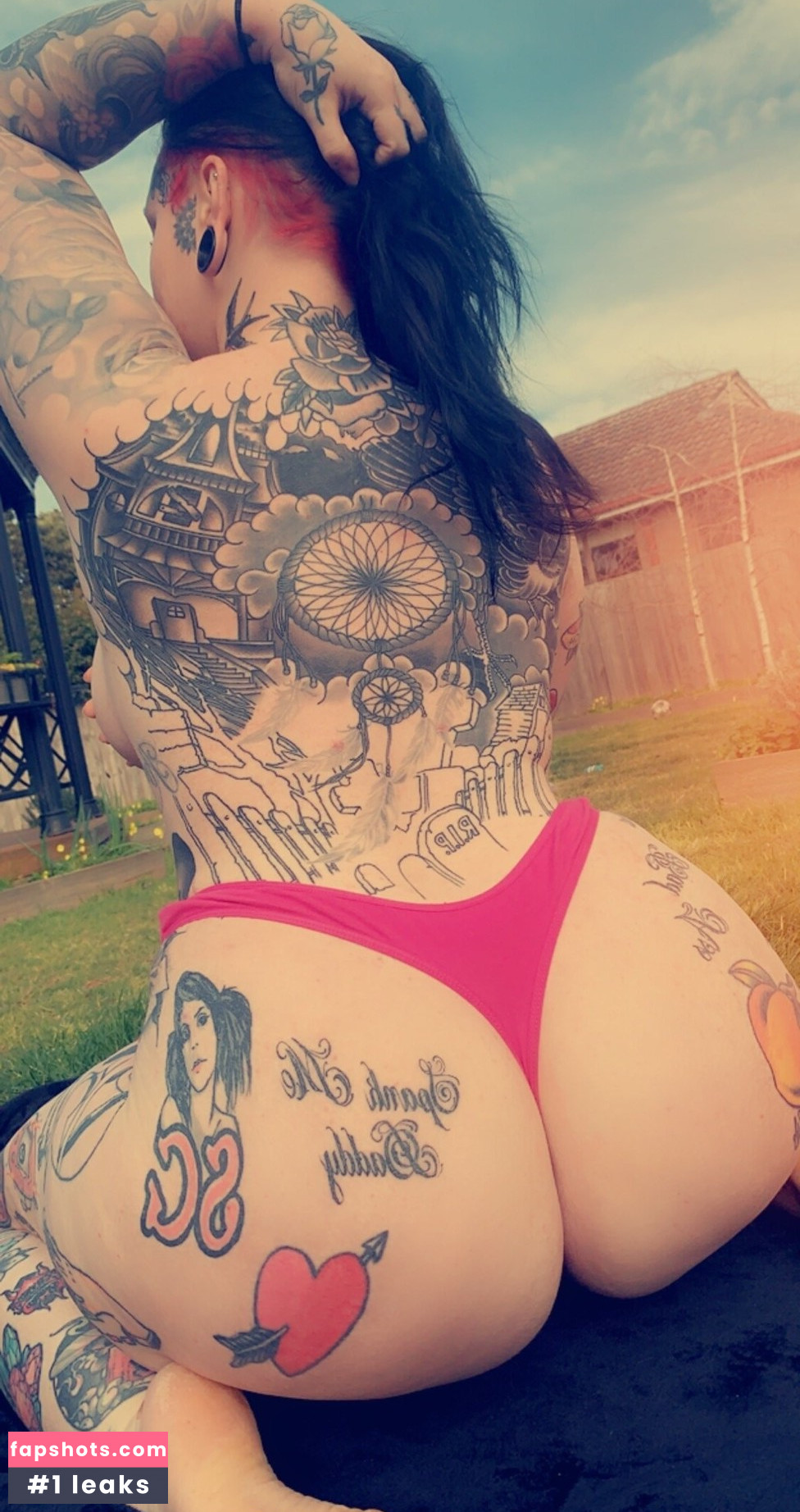 Chloee Suicide gallery photo #27