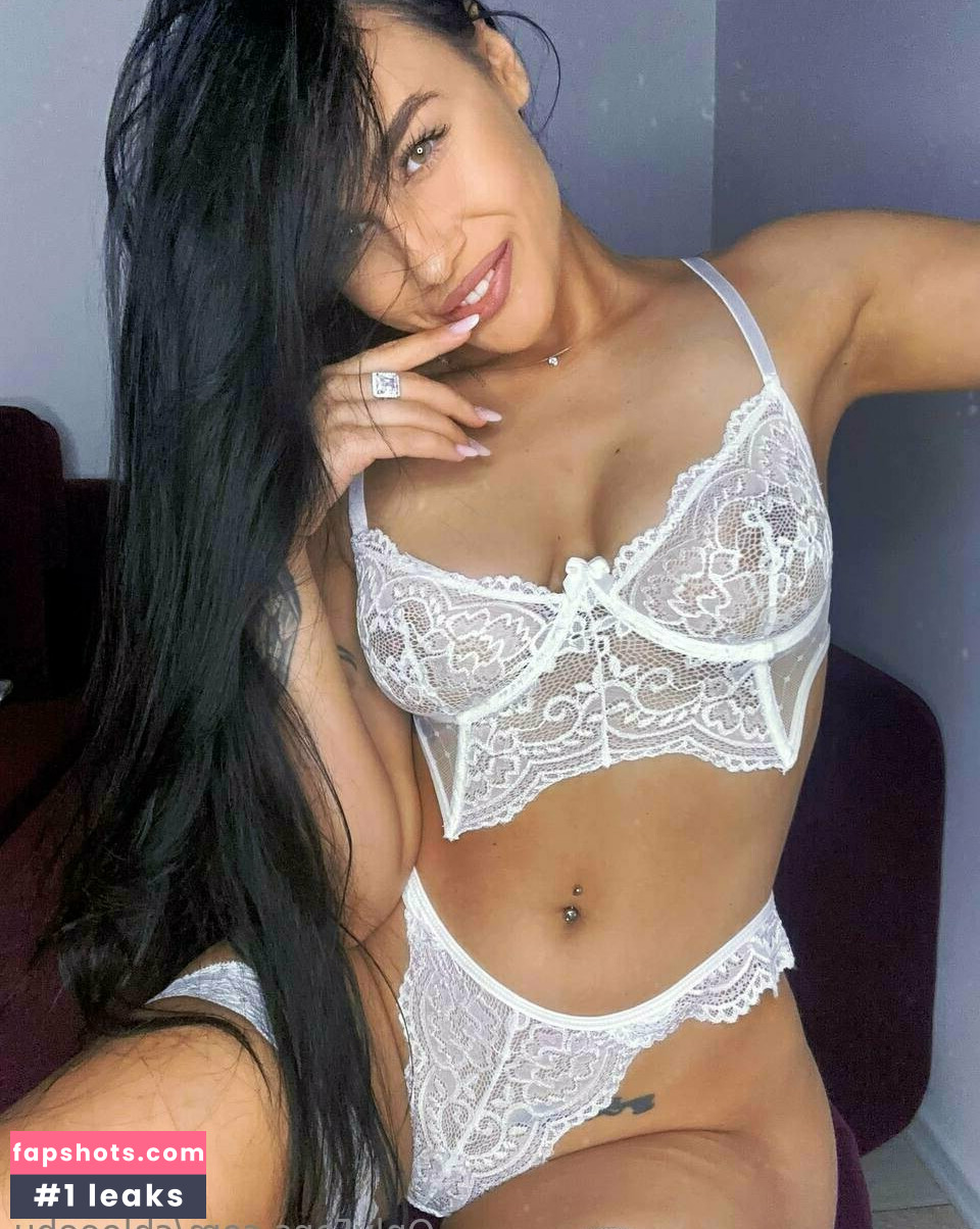 chloeebu Nude Leaks OnlyFans Photos #16 - Fapshots