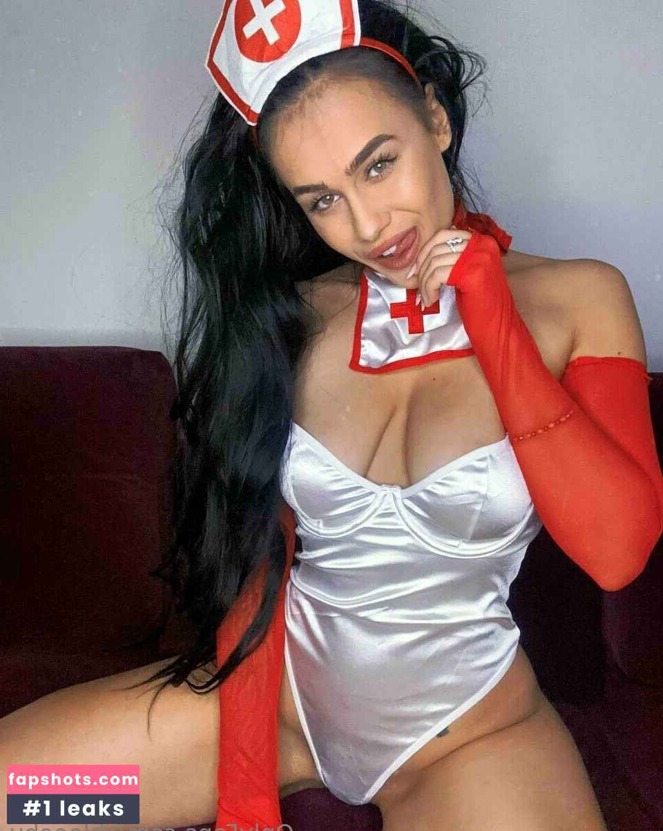 chloeebu Nude Leaks OnlyFans Photos #19 - Fapshots