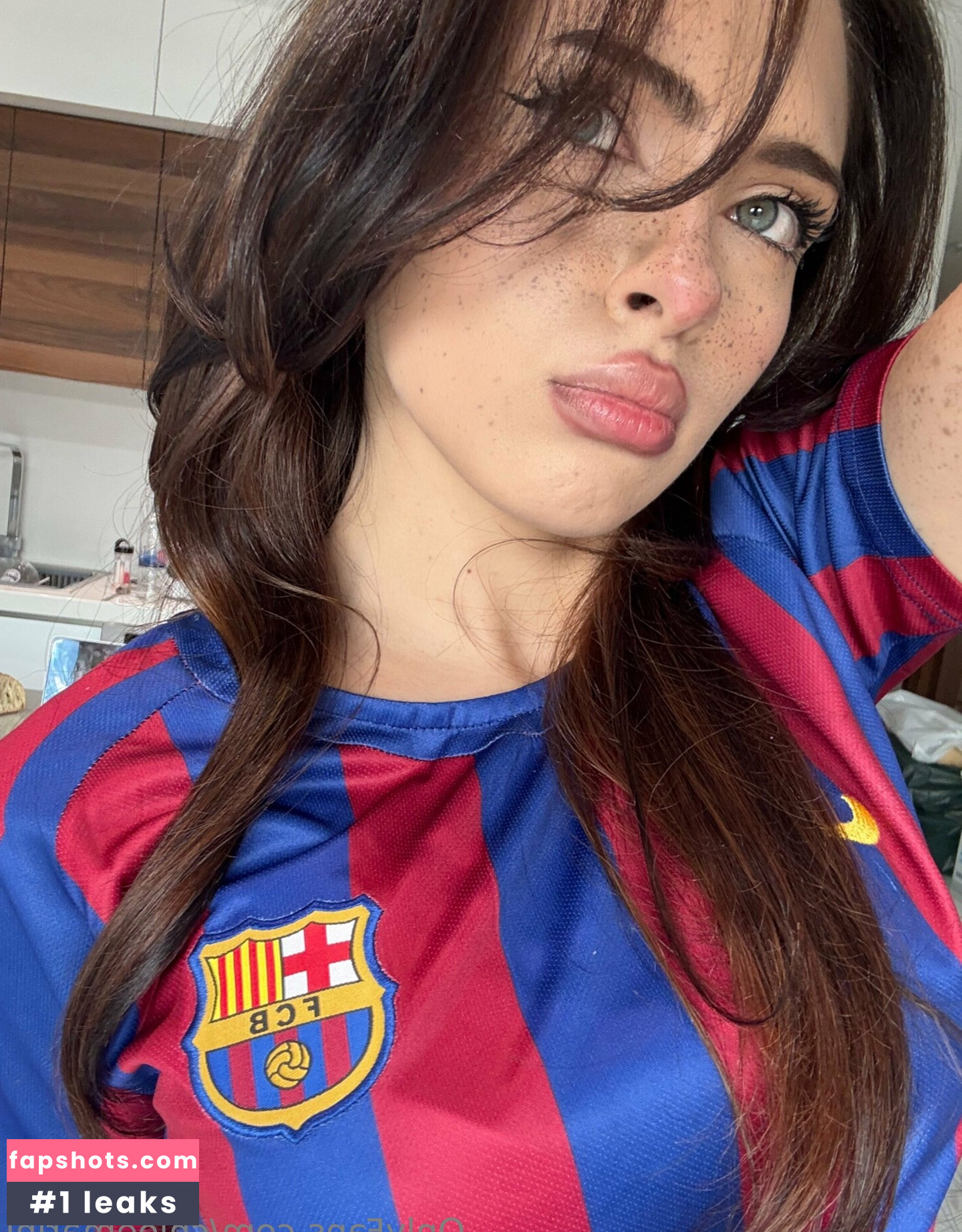 chloemarini nude babe gallery