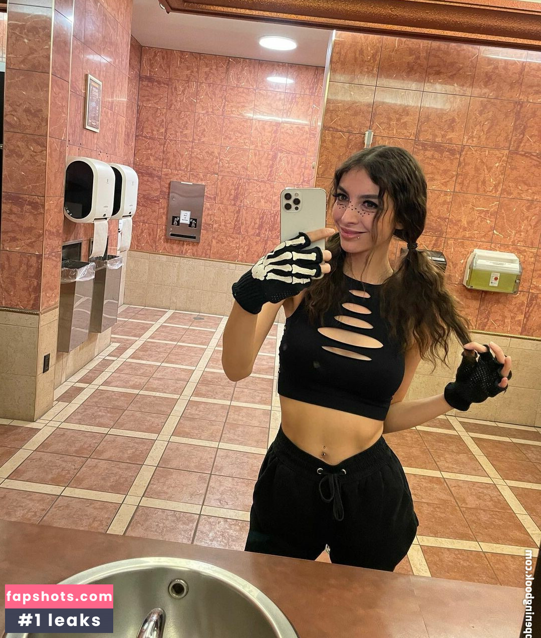 ChloeNight Filtración Desnuda OnlyFans Foto #88 - Fapshots