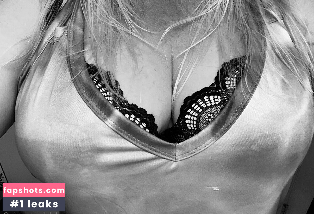 chloeperrie2 gallery photo #2